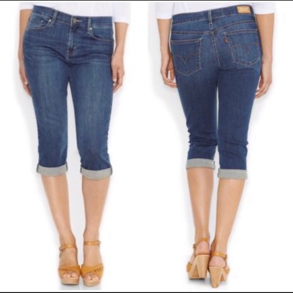 Levi's Pants - Woman’s Levi’s Classic Capri NEW Size 29
